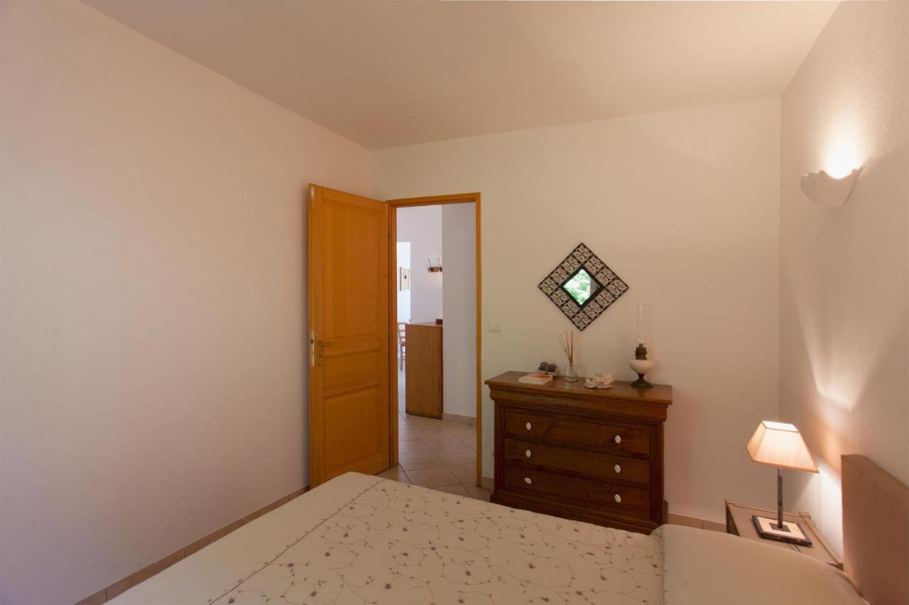 Casa L'Alivi Apartment Luri Екстериор снимка