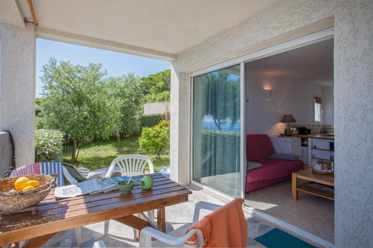 Casa L'Alivi Apartment Luri Екстериор снимка