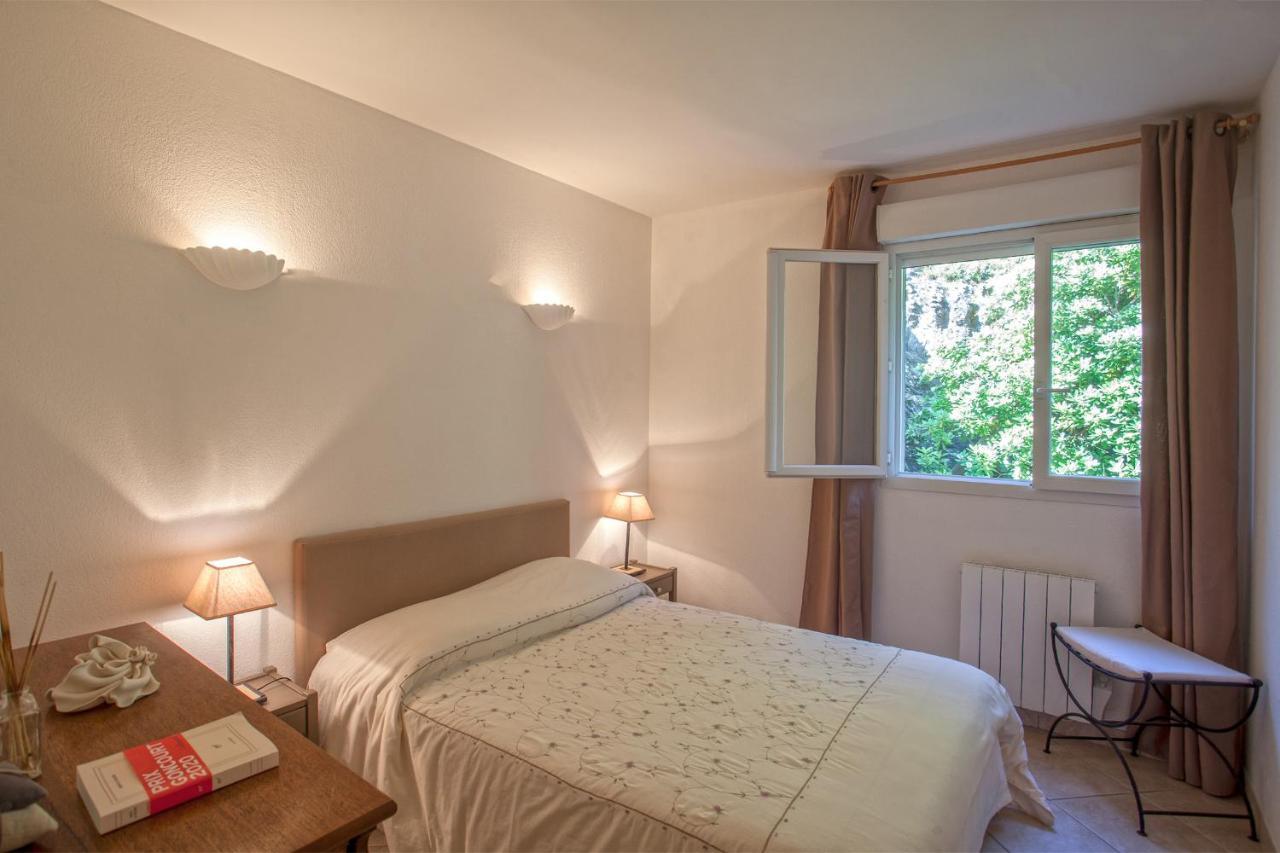 Casa L'Alivi Apartment Luri Екстериор снимка